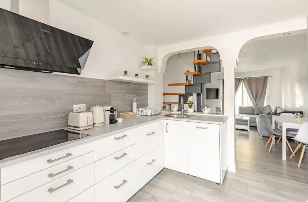 Maisonnette Avec Terrasse Страсбург Екстериор снимка