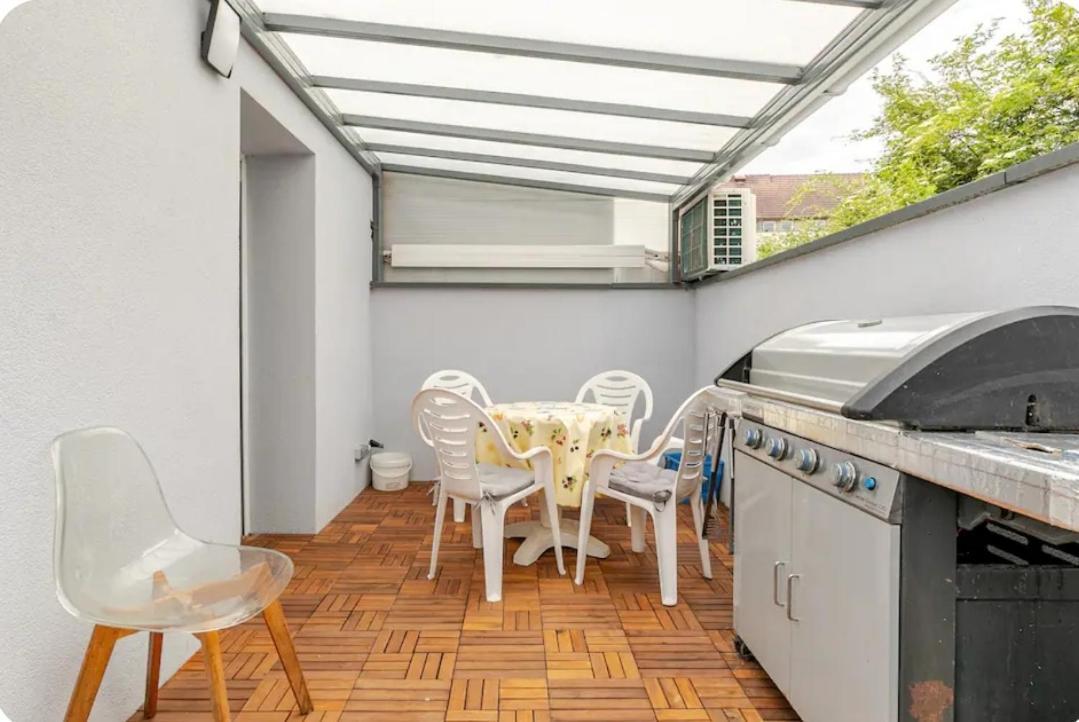 Maisonnette Avec Terrasse Страсбург Екстериор снимка